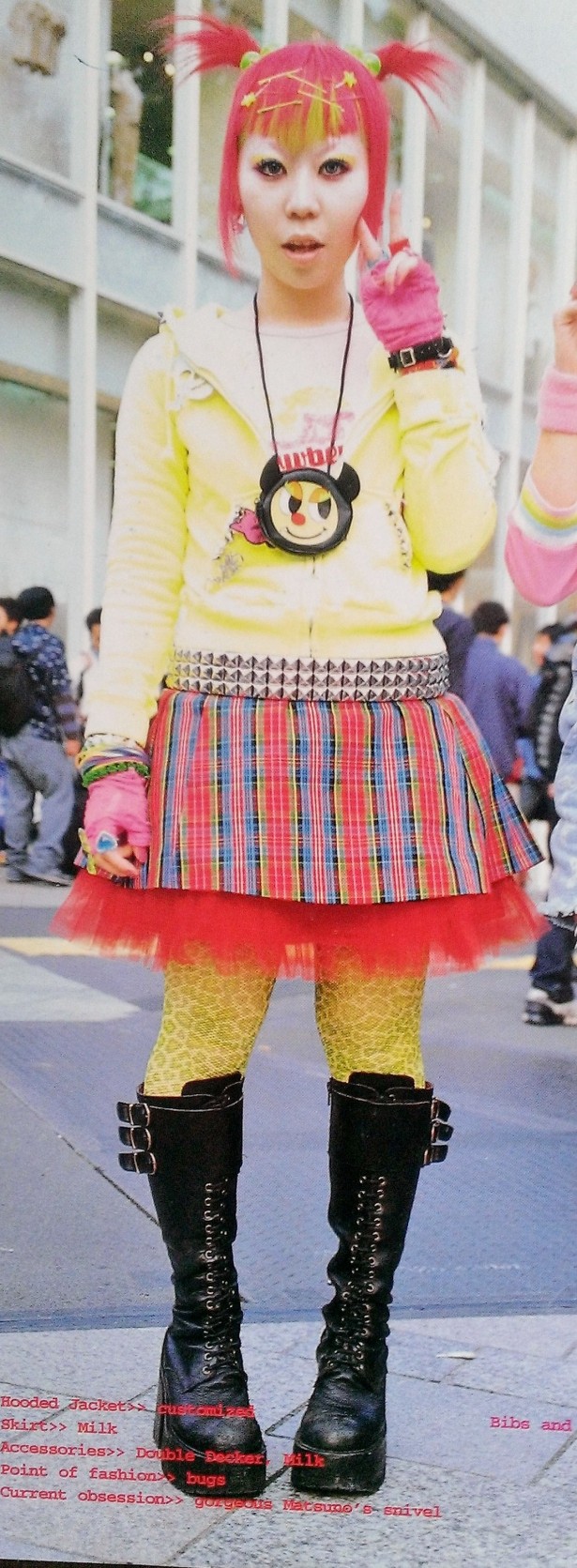 Harajuku skirt and boots